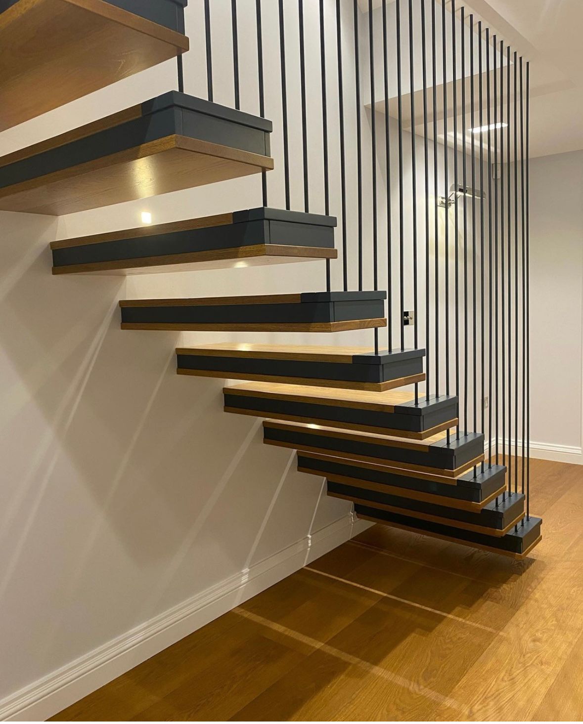 Floating Stair System